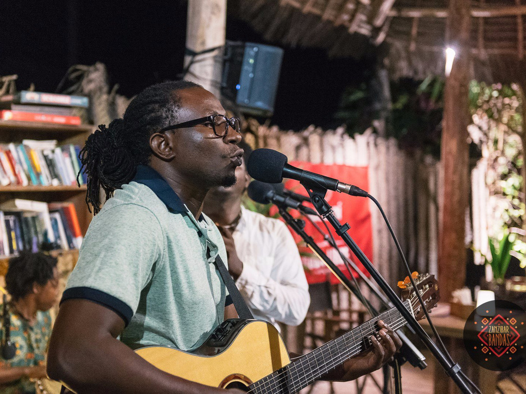 Bandas Live Music-Matemwe必去景点