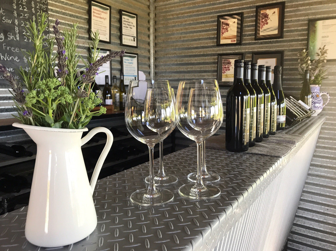 Zig Zag Road Wines-Drummond North必去景点