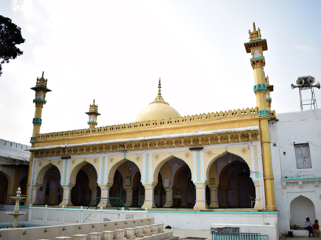 Aurangzeb's Tomb景点图片