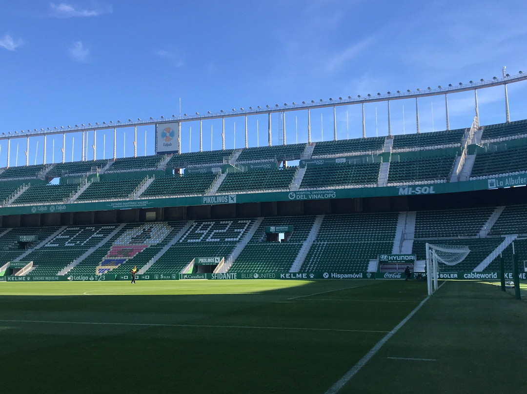 Estadio Manuel Martínez Valero景点图片