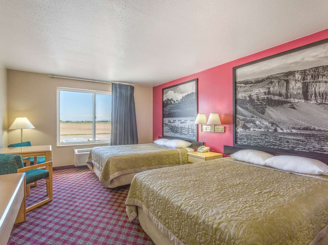 Super 8 by Wyndham Heyburn/Burley Area主图