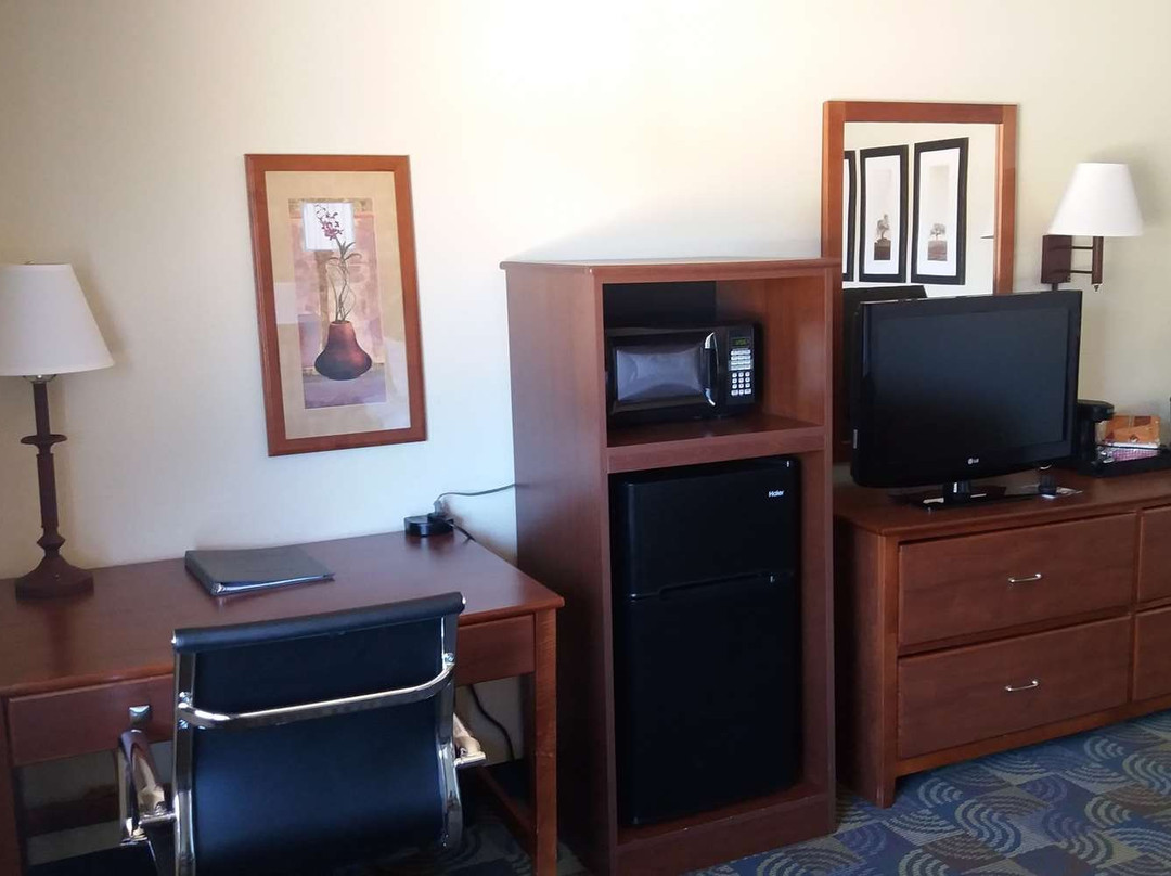 AmericInn by Wyndham Kewanee主图