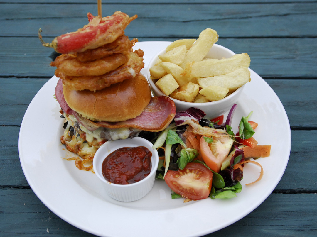 Egerton Arms, Astbury主图