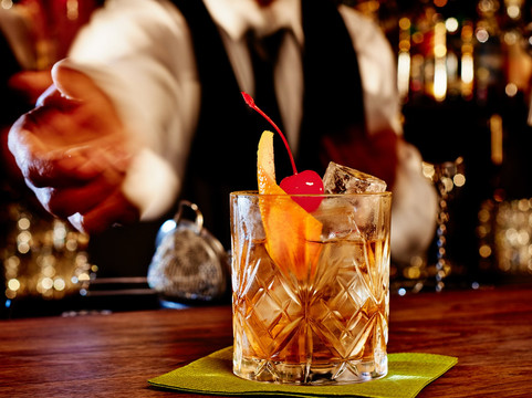 爱斯特荷瑞亚酒店主图