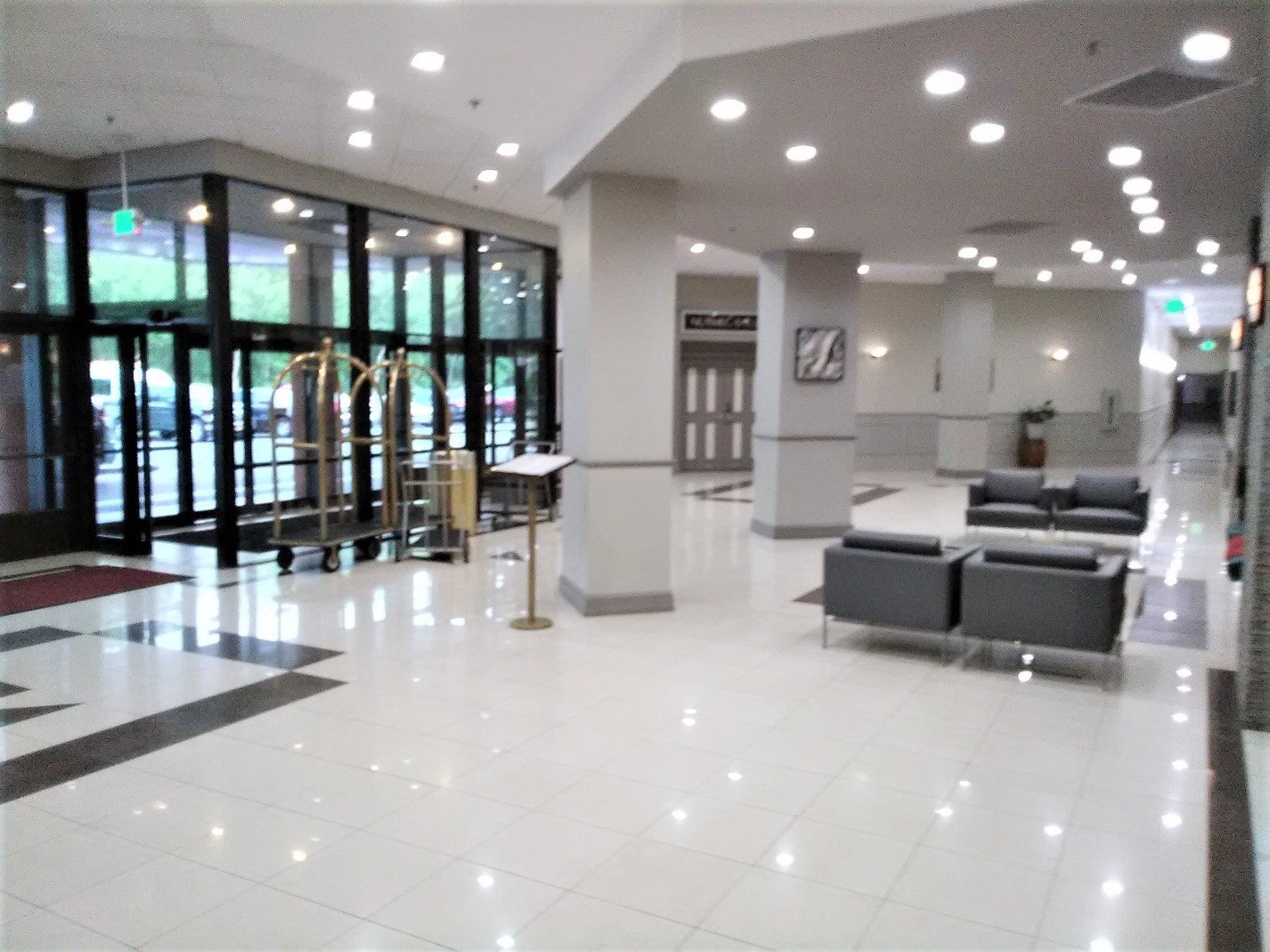 绍斯伯里皇冠假日酒店-浴室