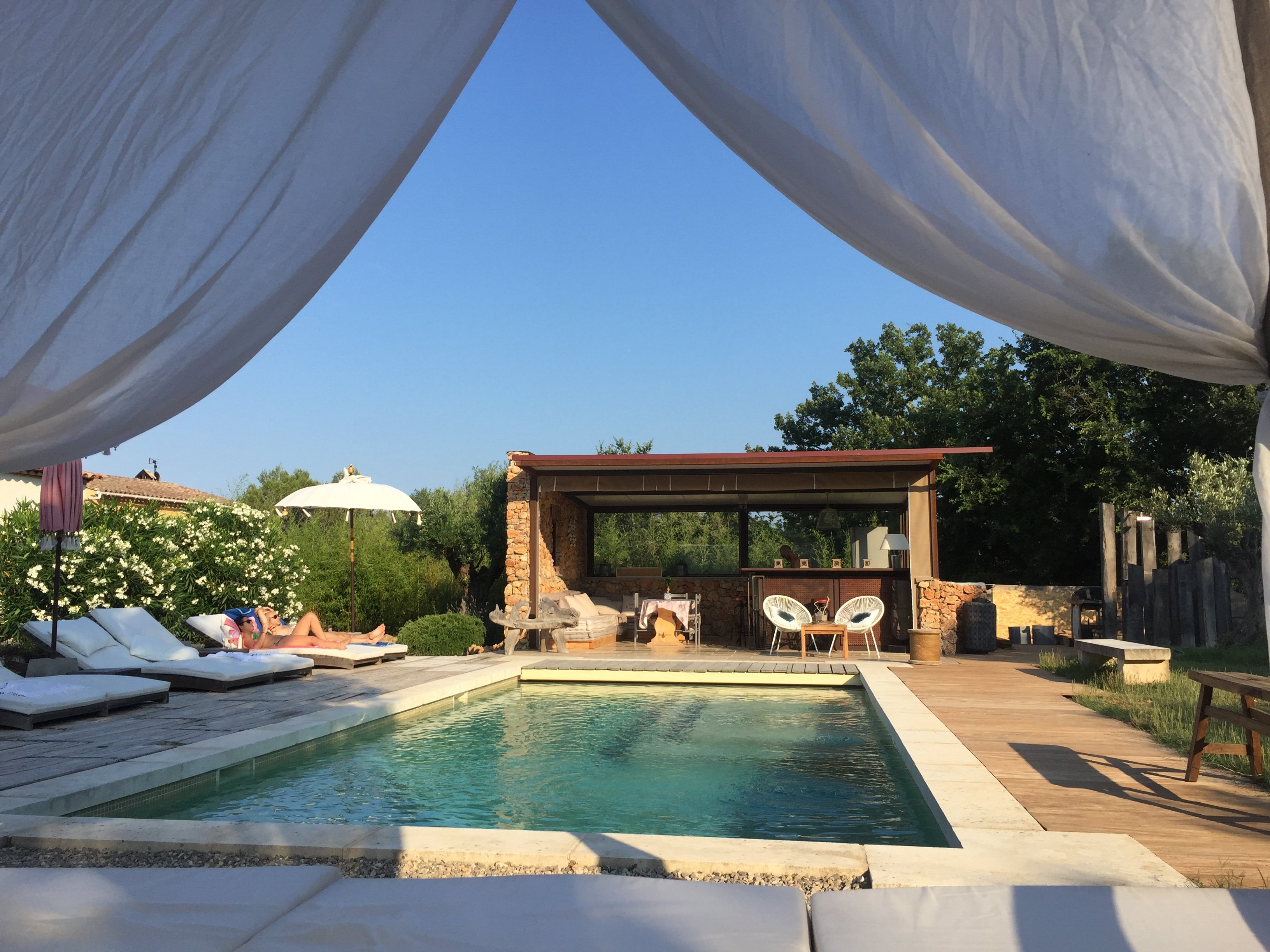 Le Clos des Cambres-泳池