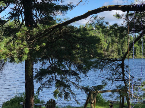 Loon Lake Lodge主图