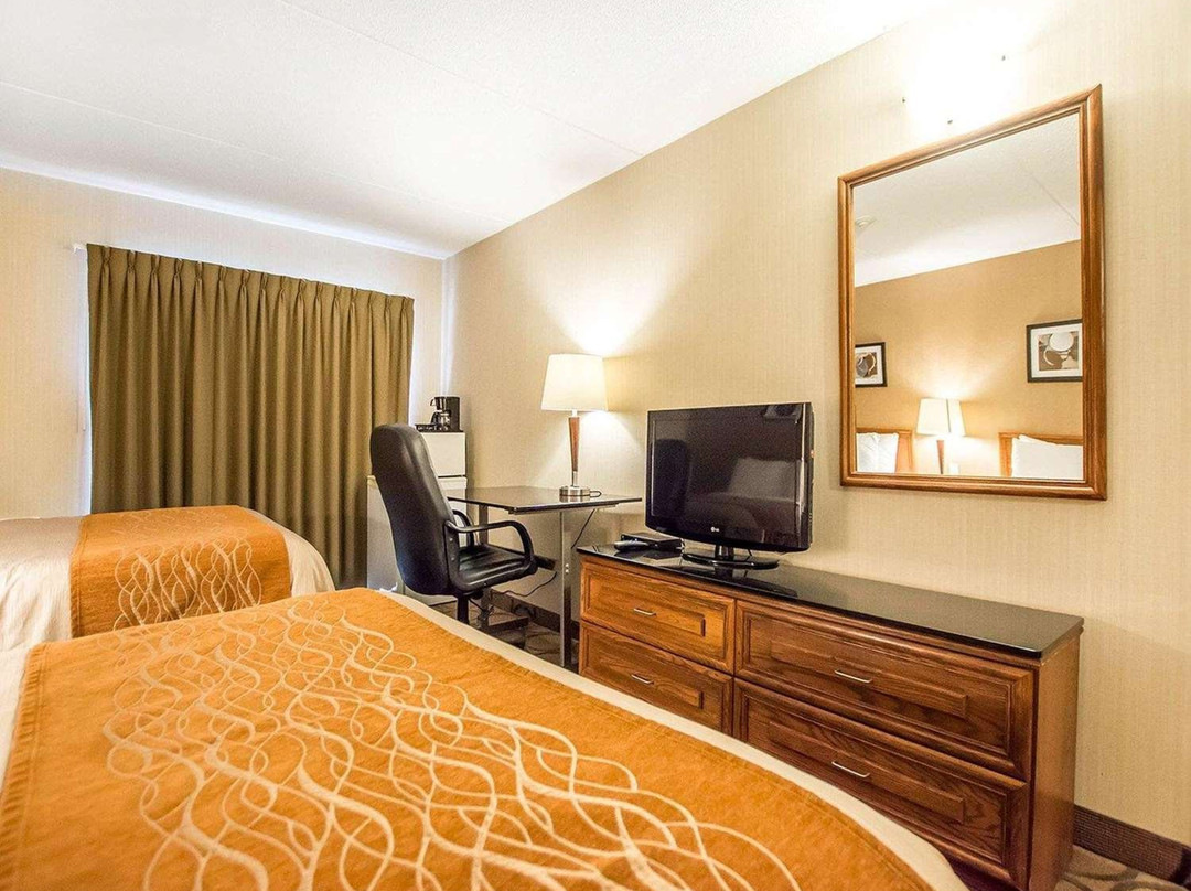 Comfort Inn Kirkland Lake主图