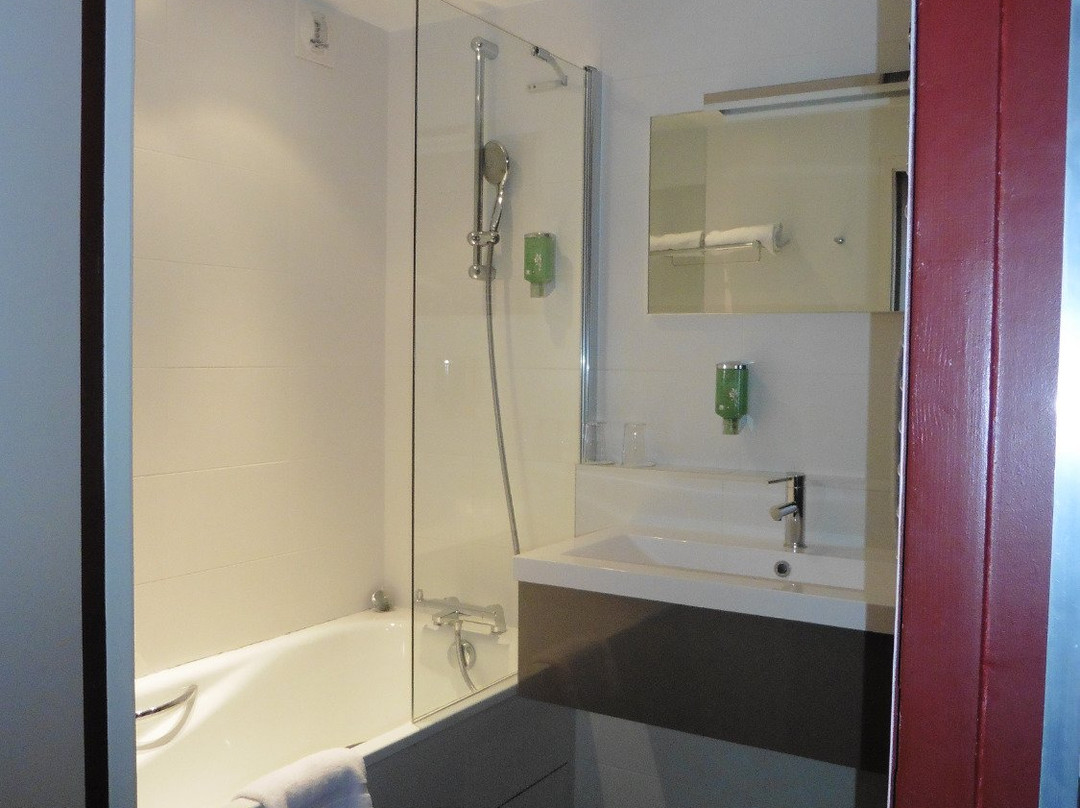 贝斯特韦斯特阿卡库酒店主图