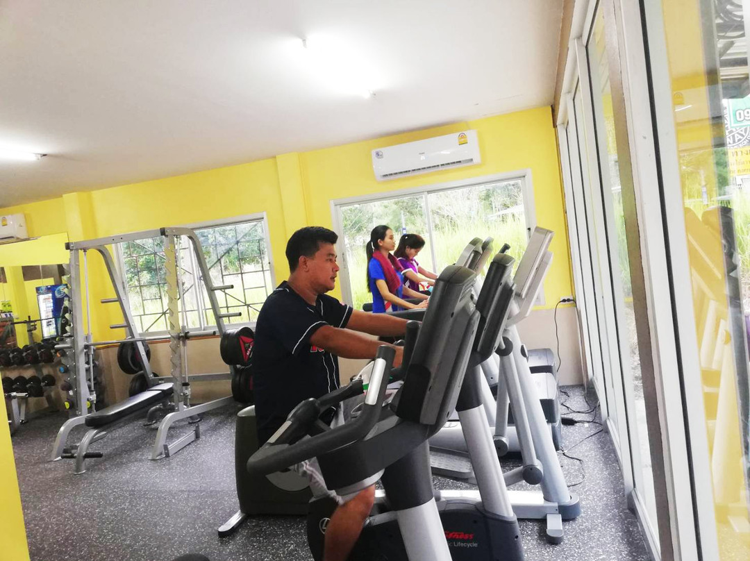 Dolphin Fitness-象岛必去景点