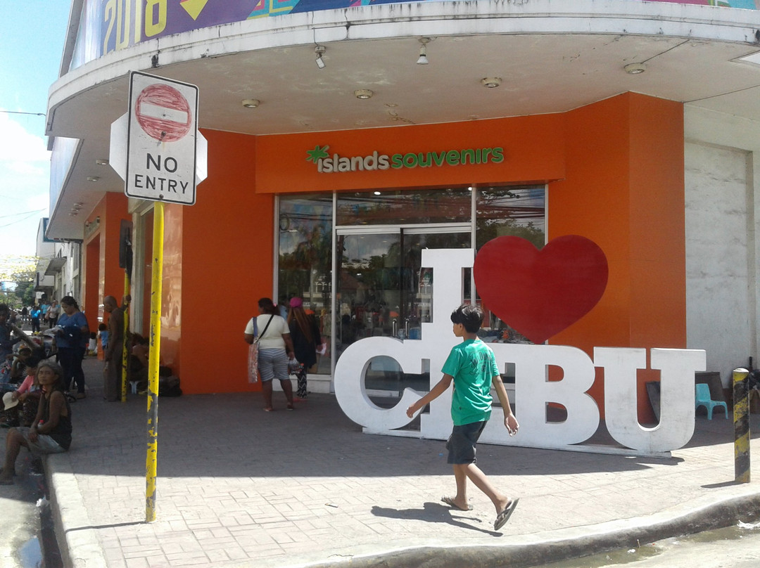 Island Souveniers-宿雾市必去景点