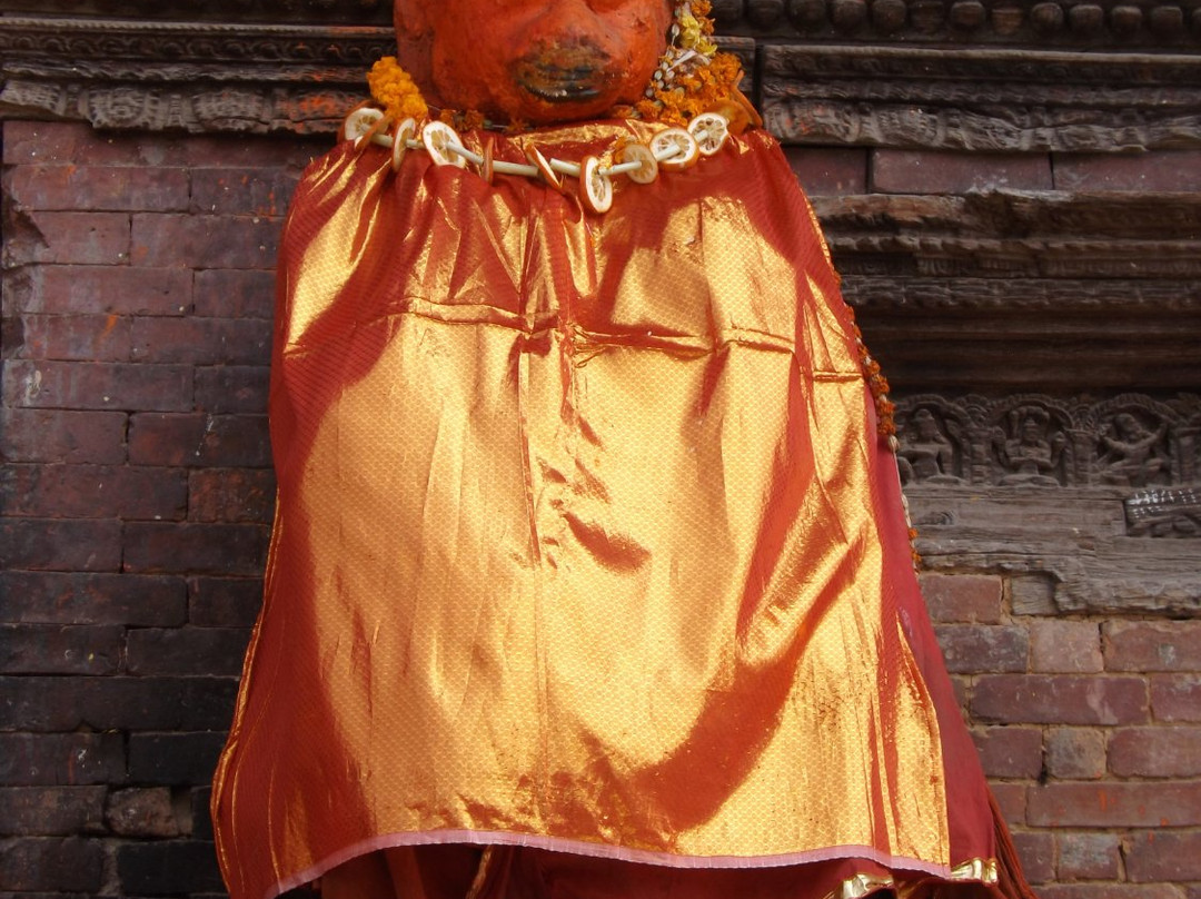 Temple and Statue of King Narasimha-帕坦（拉利特浦）必去景点