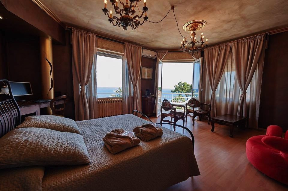 B&B MoMart Guest House