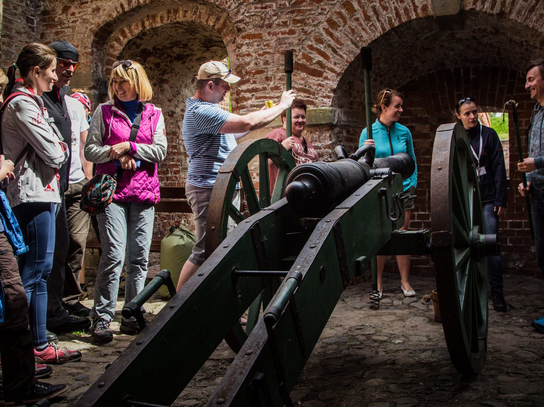 Around Gdansk Tours & Adventures-格但斯克必去景点