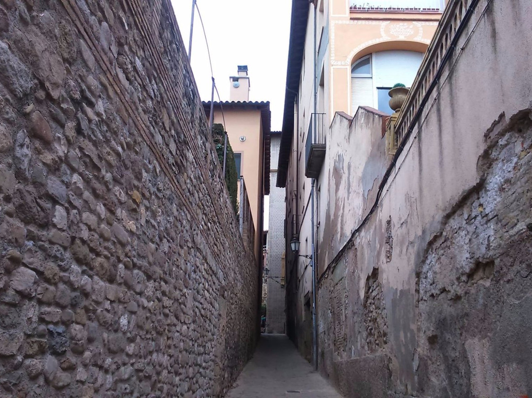 Muralla de Pere III-维克必去景点