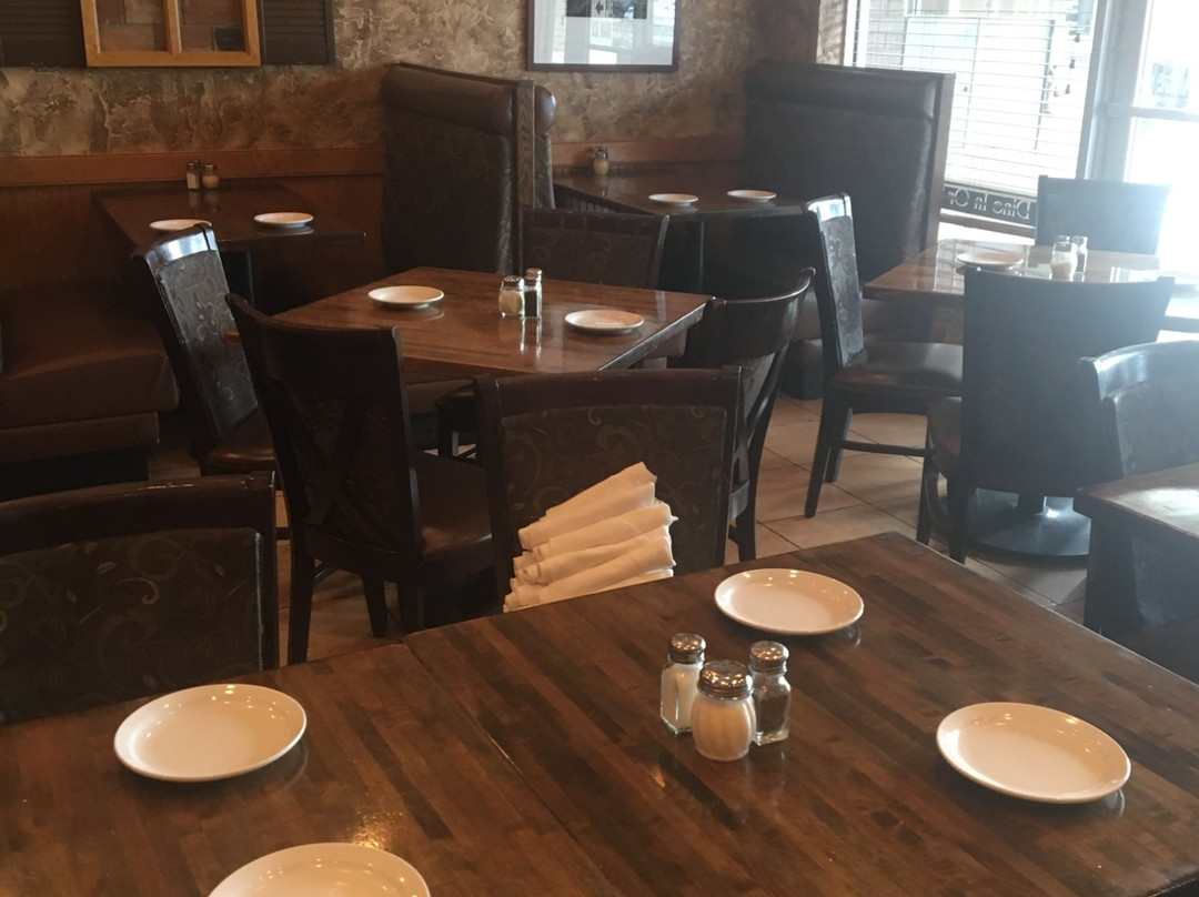 Dominic's I Pizza and Pasta