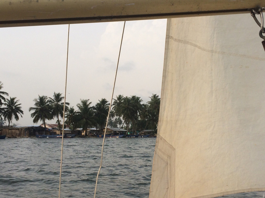 Cercle De La Voile D'Abidjan景点图片