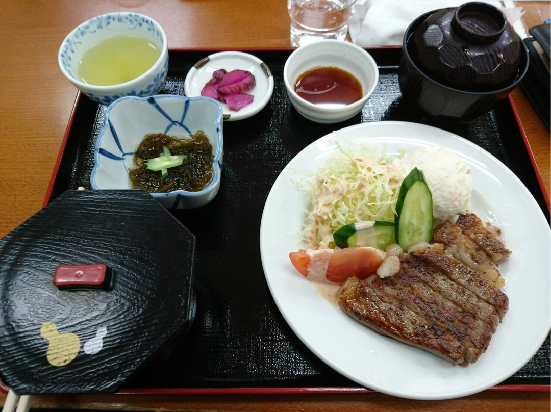 かにの山よし 旬鮮市場