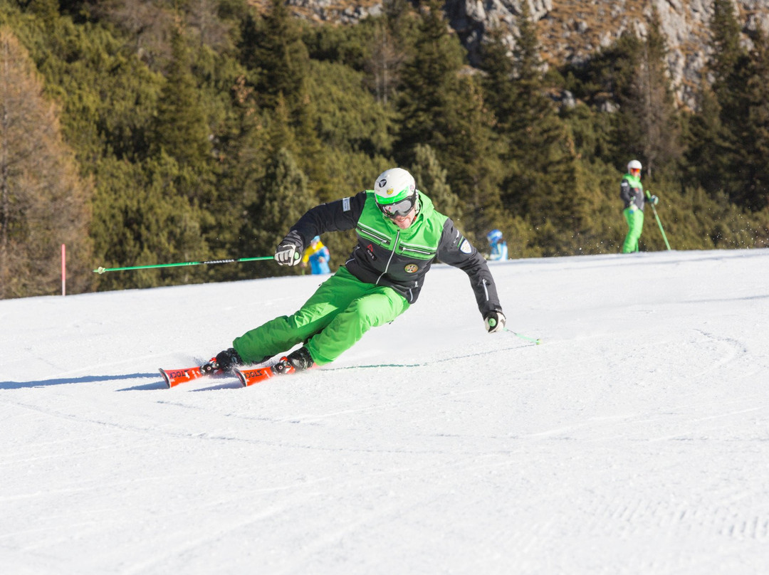Ski and Snowboardschool Dolomites Reba-Arabba必去景点