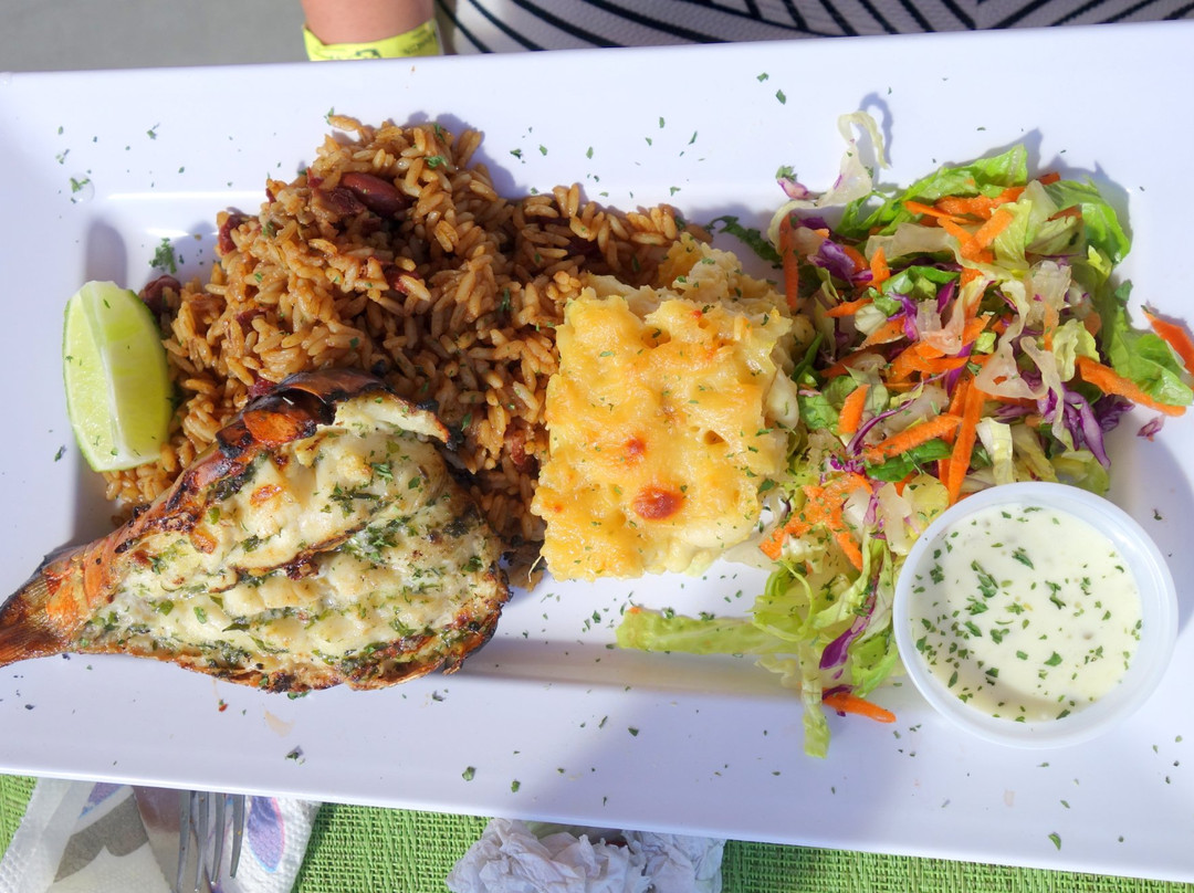 Lay Back Bar & Grill SXM