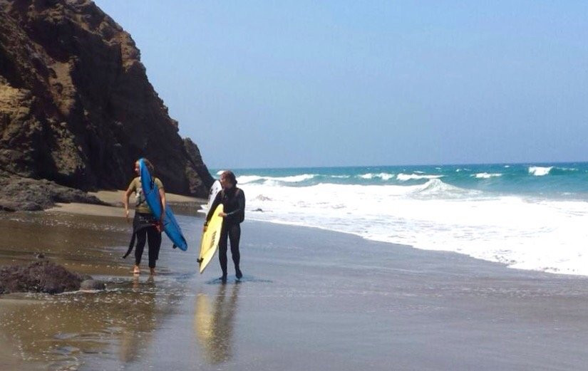 Waveguru Surfschool & Surfcamp景点图片