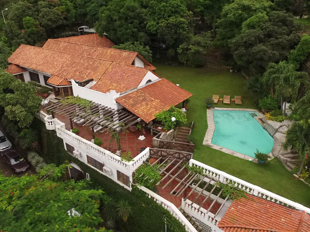 Iguanazu Bed & Breakfast