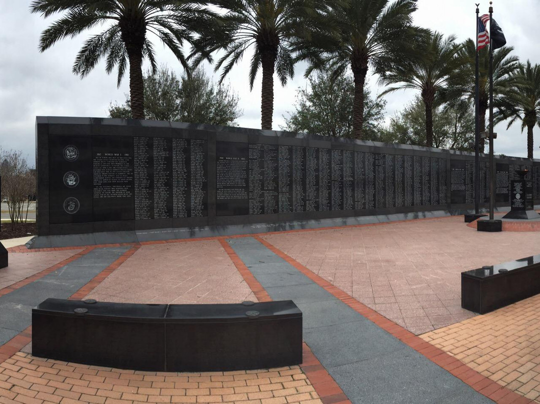 Veterans Memorial Wall-杰克逊维尔必去景点