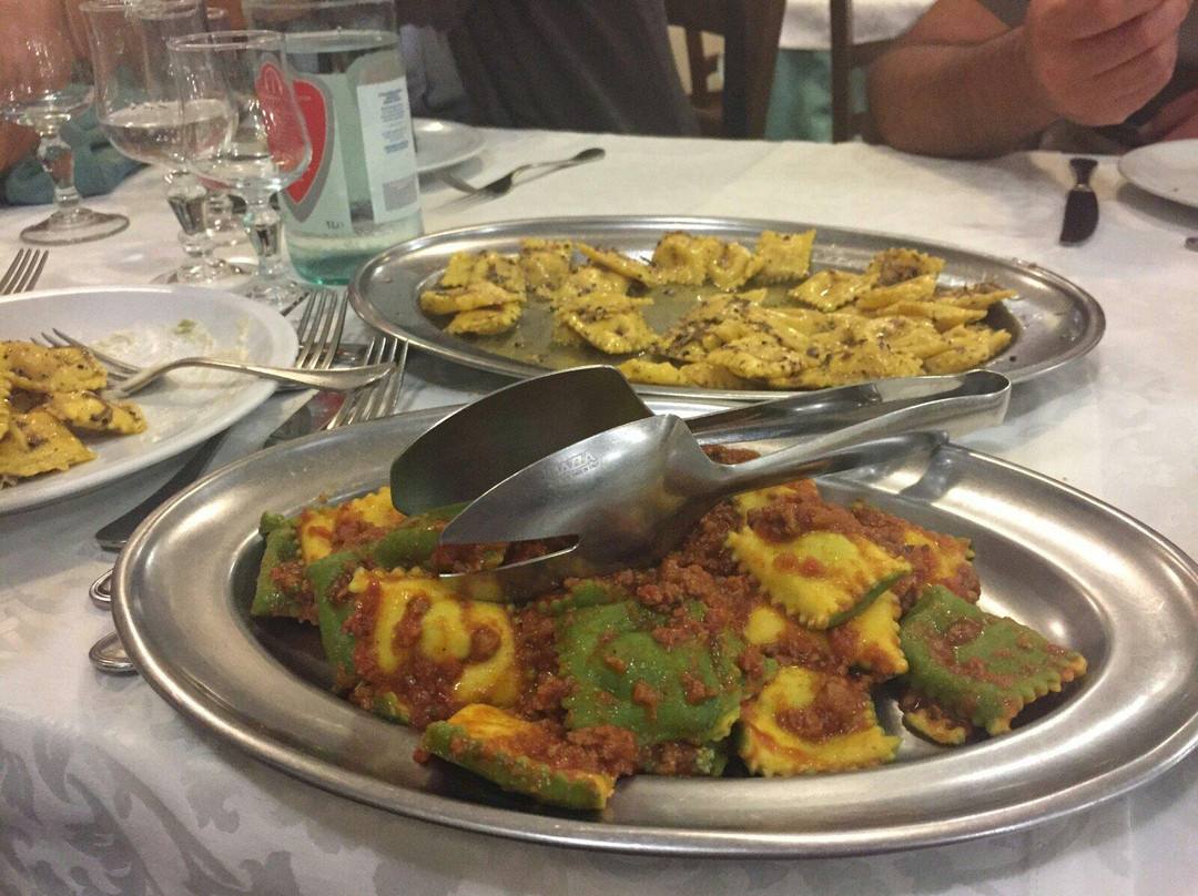 Caprese Michelangelo餐馆和美食-Cristallo