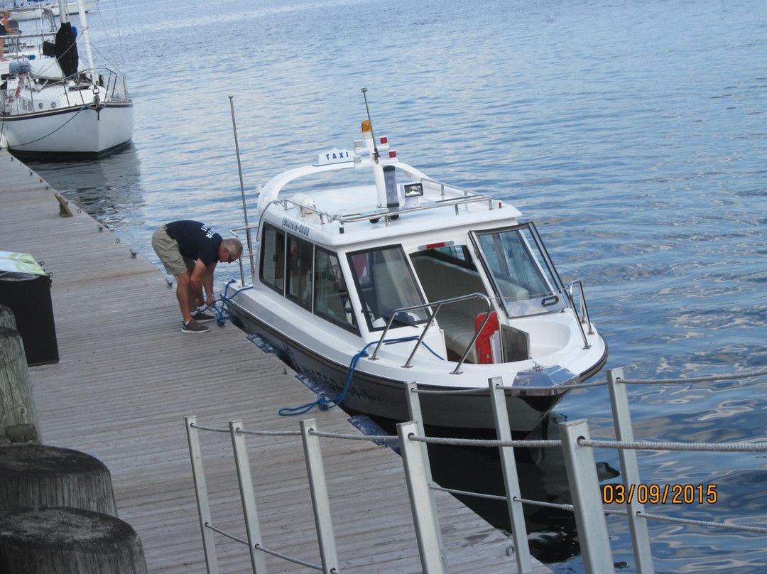 Harbour Water Taxi-达特茅斯必去景点