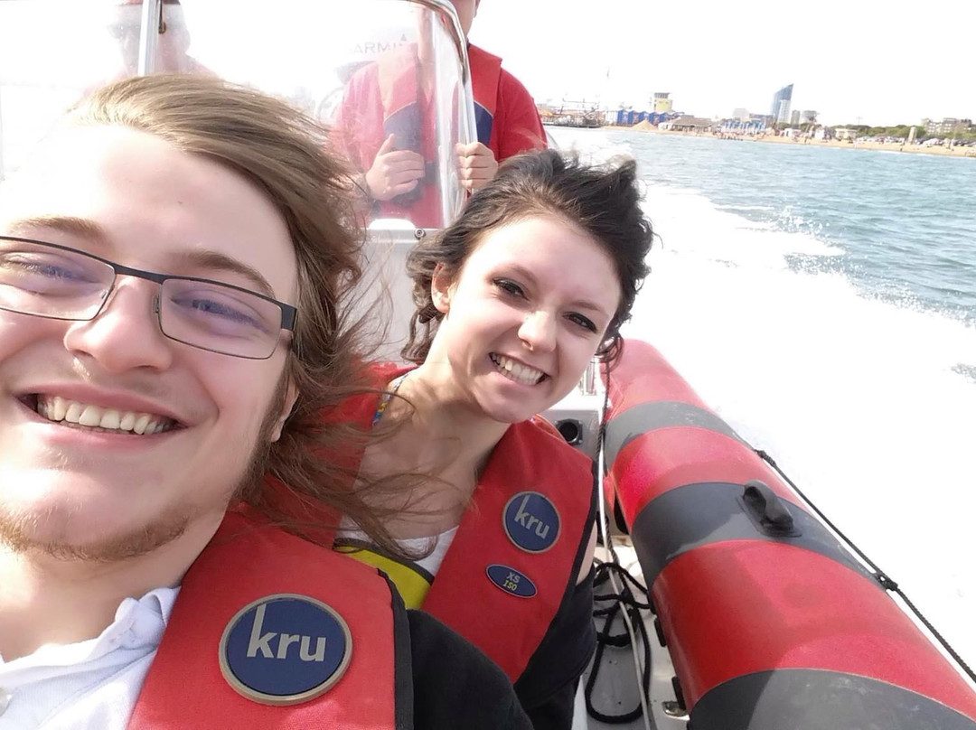 Exhilaration Boat Rides-普兹茅斯必去景点