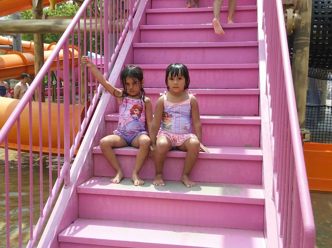 Magic Waters Waterpark-Cherry Valley必去景点