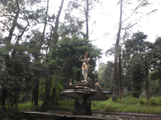 Panderman Hill Stone Monument-玛琅必去景点