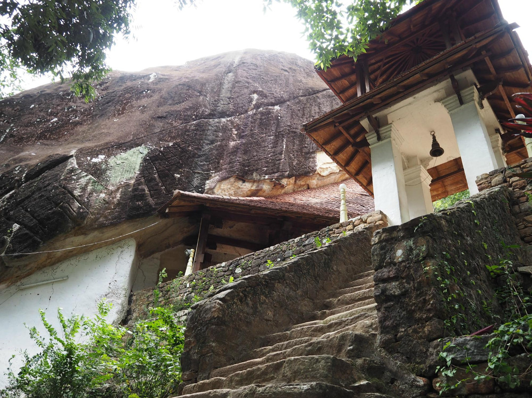 Hindagala Temple景点图片