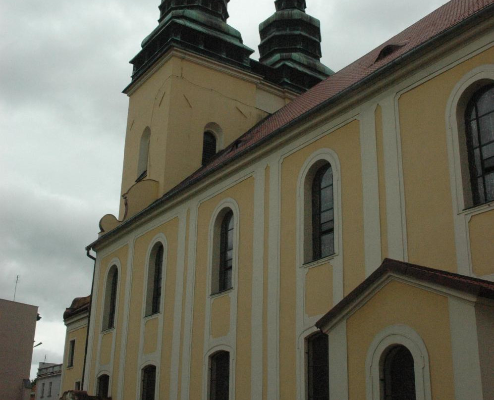 Church of St. Lawrence-Glucholazy必去景点