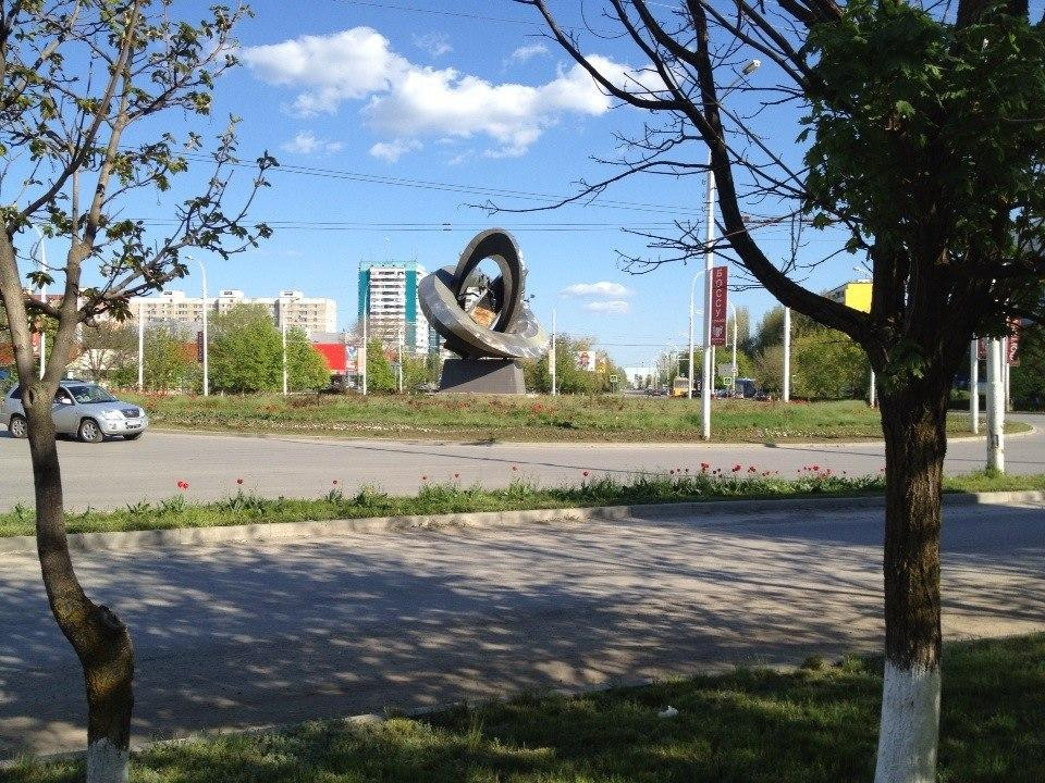 Monument to Atom景点图片