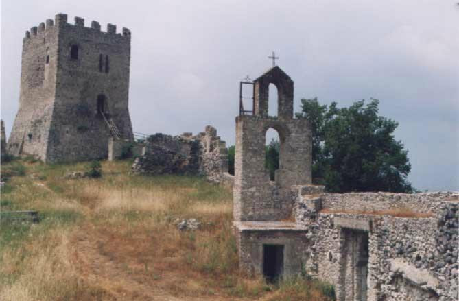 Castello di Rupecanina Torre Normanna景点图片