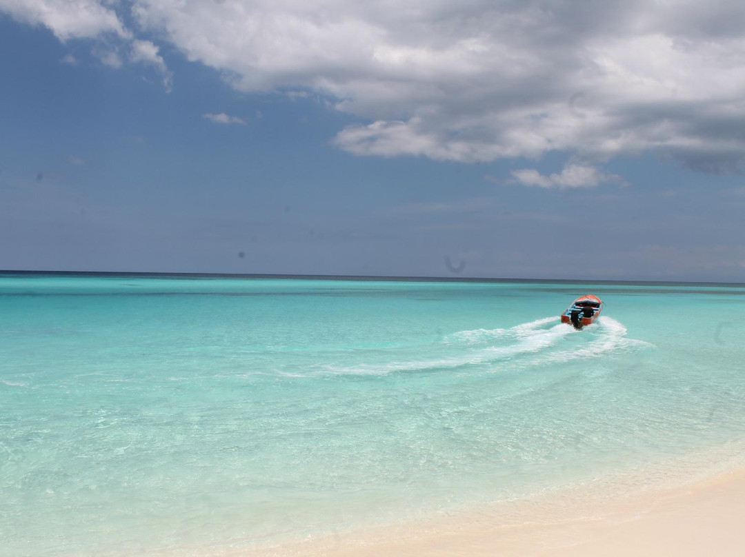 Bahia de las Aguilas-Pedernales必去景点