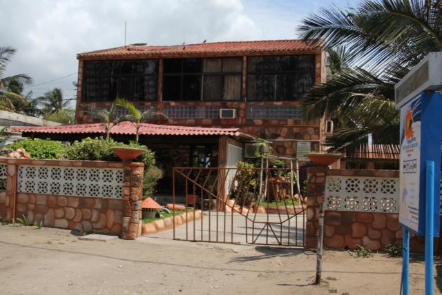 Sun Sand & Beach Guest house-浴室