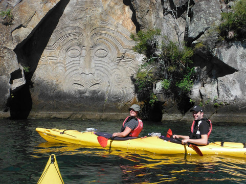 Canoe & Kayak Taupo Tours-陶波必去景点
