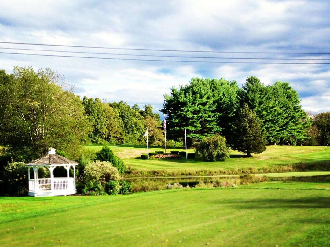 Foster餐馆和美食-Foster Country Club