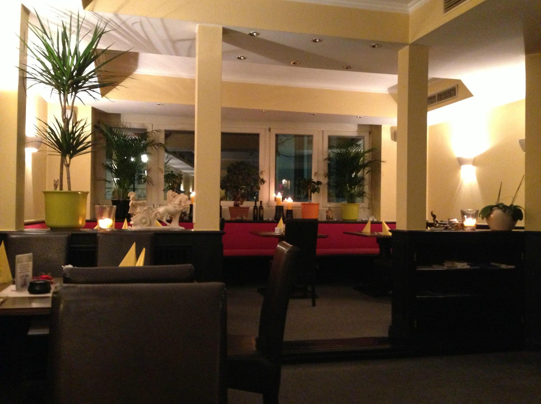 德尔库隆酒店主图