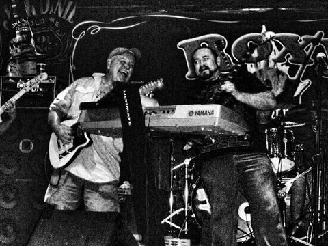 Club Roxy-瓦拉塔港必去景点