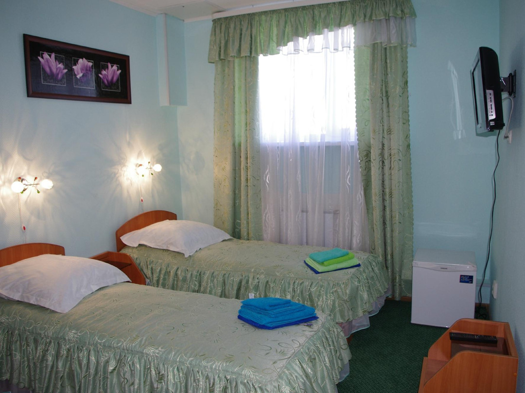 Noyabrsk酒店住宿-Hotel Garden