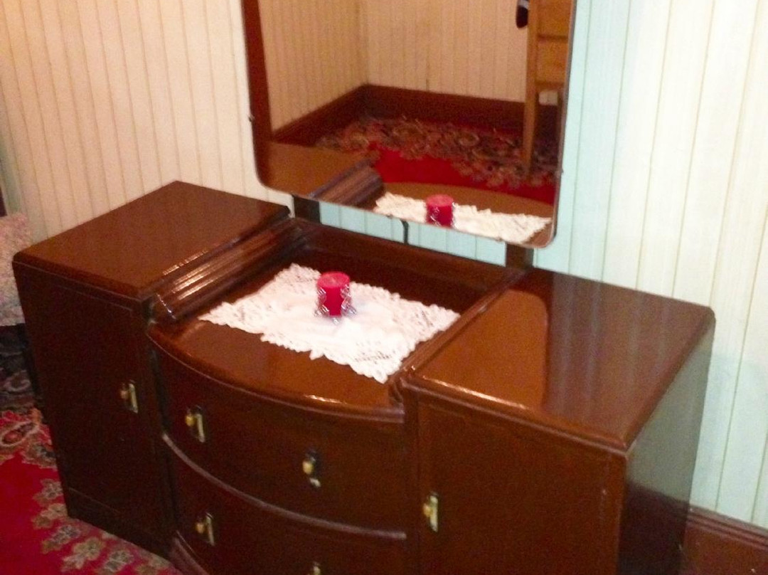 Ovens Happy Valley Hotel主图