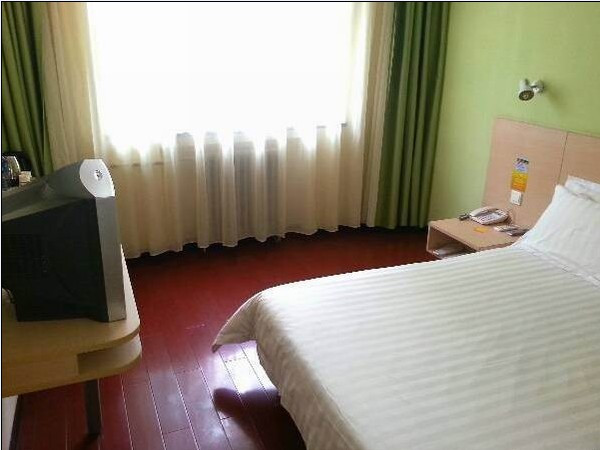 锦江之星风尚酒店(太原钟楼街五一路店)主图