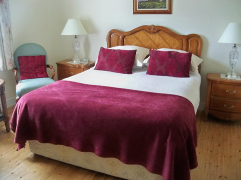 Moymore North酒店住宿-Trildoon House Bed & Breakfast