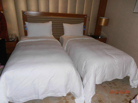 上海馨乐庭公寓酒店（陆家嘴金融街区北洋泾路地铁站店）主图