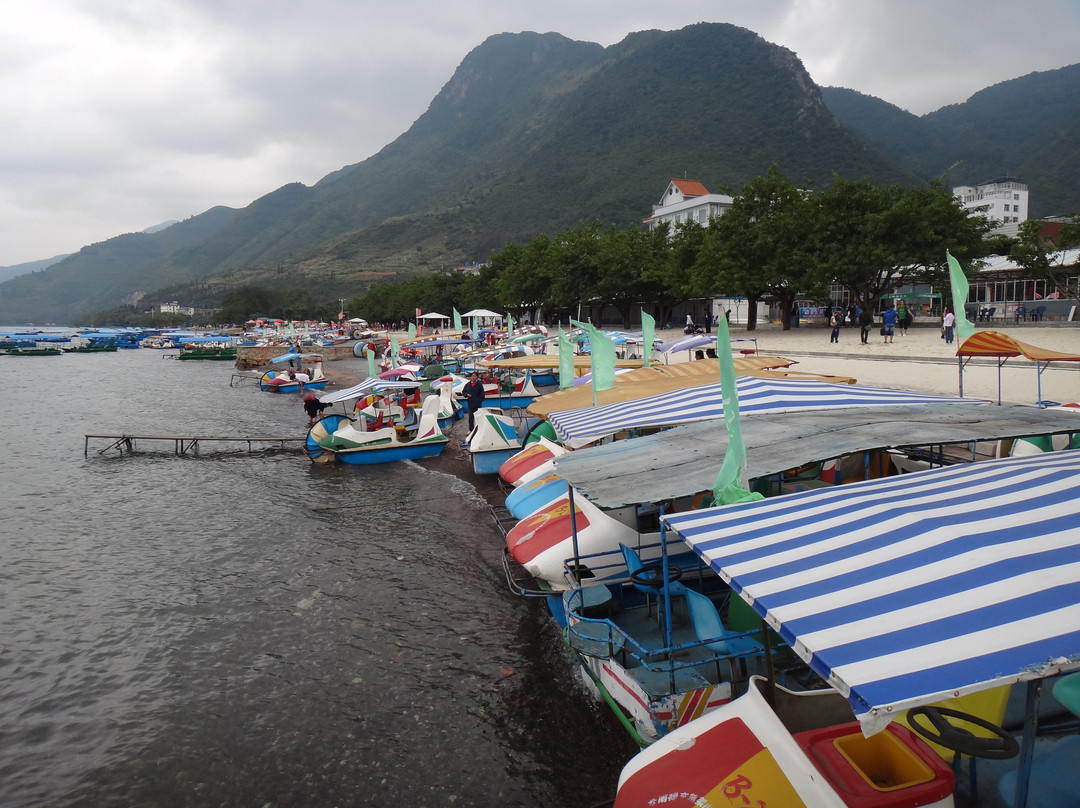 抚仙湖-澄江县必去景点