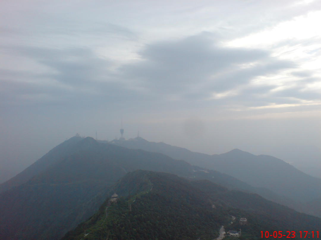 梧桐山景点图片