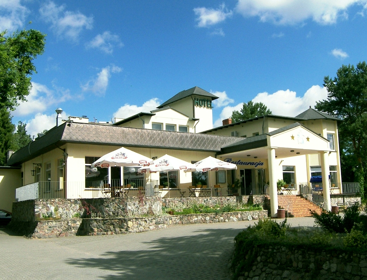 Hotel Dlugie-官方